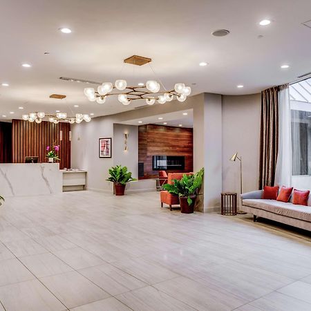 מלון Hilton Chicago/אוק לון מראה חיצוני תמונה